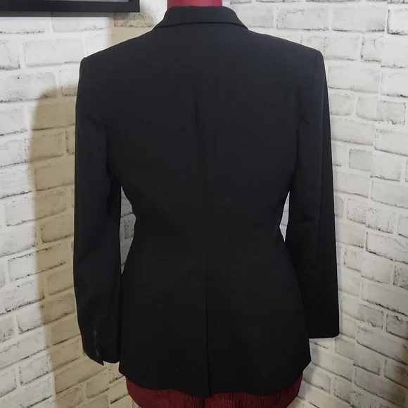 Norma Kamali SZ 10 Black 3 Button Lined Blazer - Picture 2 of 12